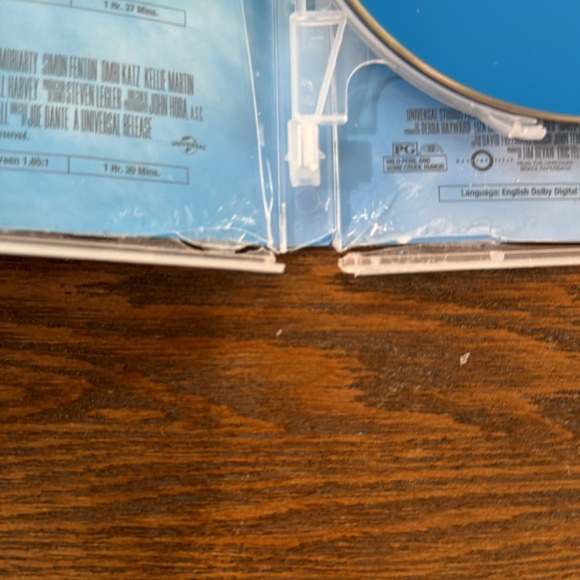 10 movies family favorites (3 DVDs) The case is broken. - Picture 6 of 6